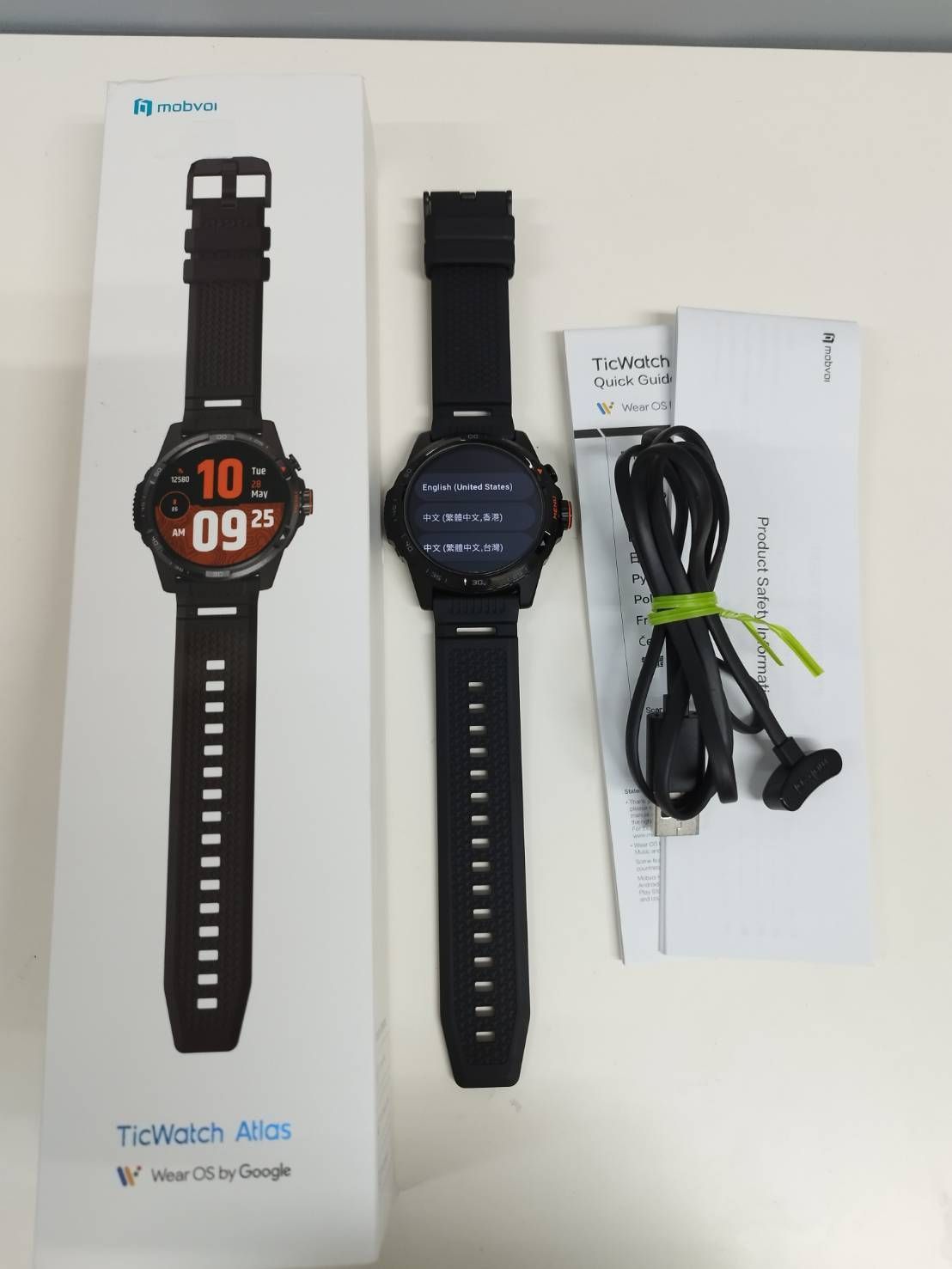 Mobvoi TicWatch Atlas スマートウォッチ|WH12088