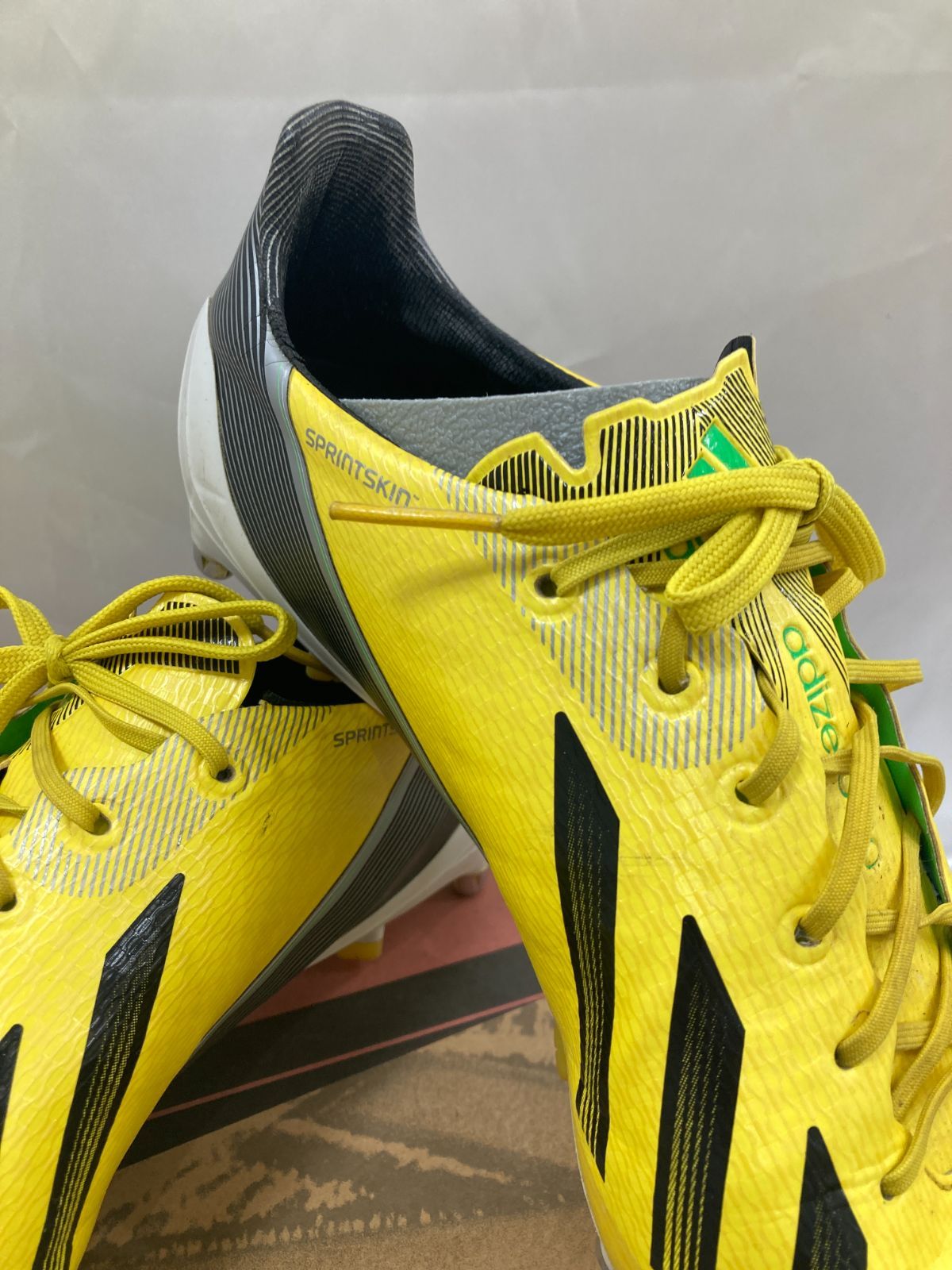 A【コレクション】サッカー 柏レイソル 鈴木大輔 サイン 入り スパイク アディダス adidas  26.5cm f50 トップモデル アディゼロ