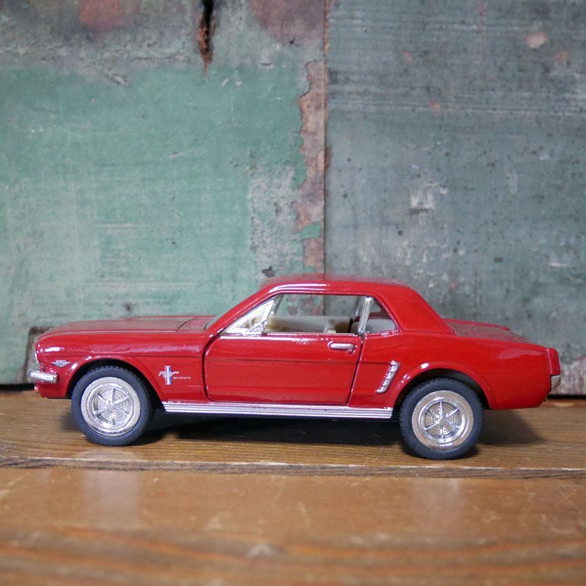 フォード マスタング 1/36 プルバックミニカー 1964 Ford フォード マスタング 1/36 プルバックミニカー 1964 Ford