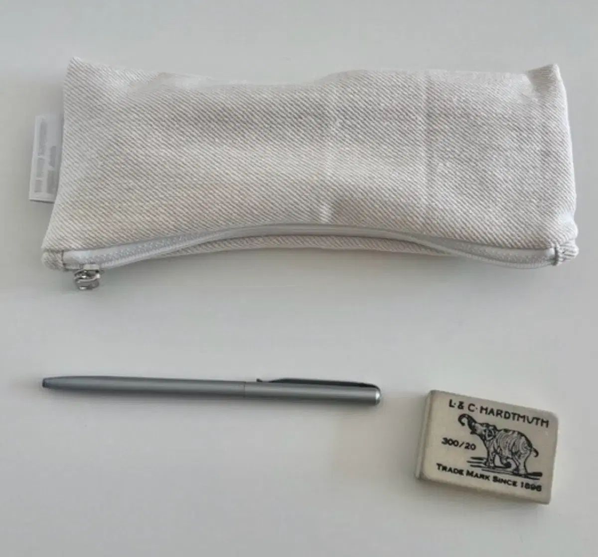 豊富な，高品質 インデオスペラムス ホワイト デニム 筆箱 語学・辞書・学習参考書