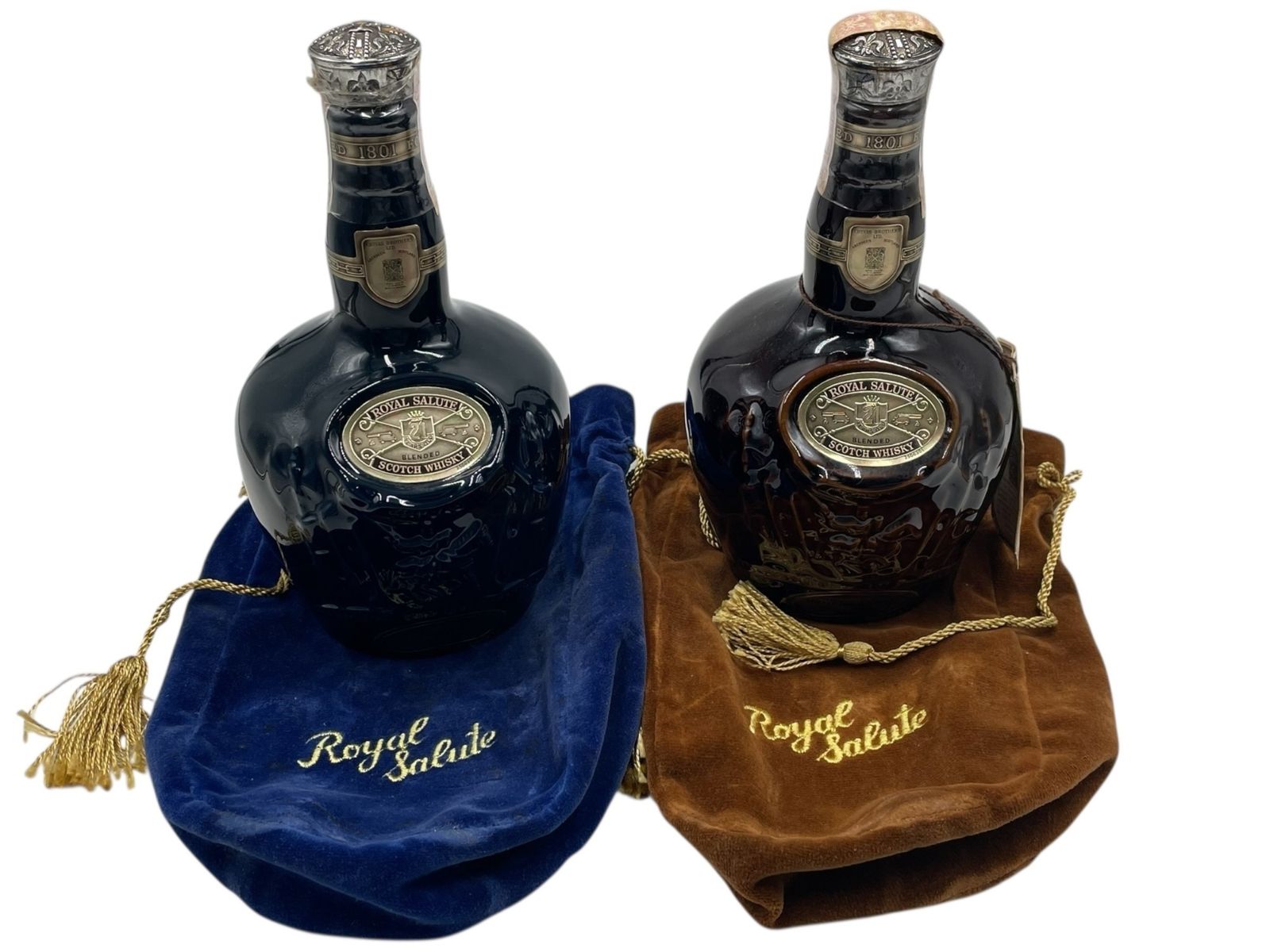 ロイヤル 21年 青陶器 茶陶器ボトル 700ml×2本セット 布袋付き CHIVAS BROTHERS スコッチウイスキー お酒 アルコール