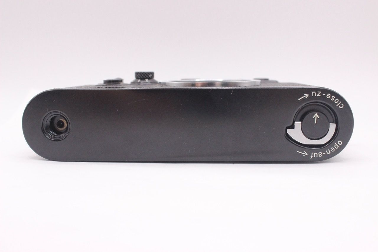 品 ライカ LEICA IIIg 後塗りブラック 後彫スリークラウン 061929 RO2953 WWW_OLIVIERBERNSTEIN_COM