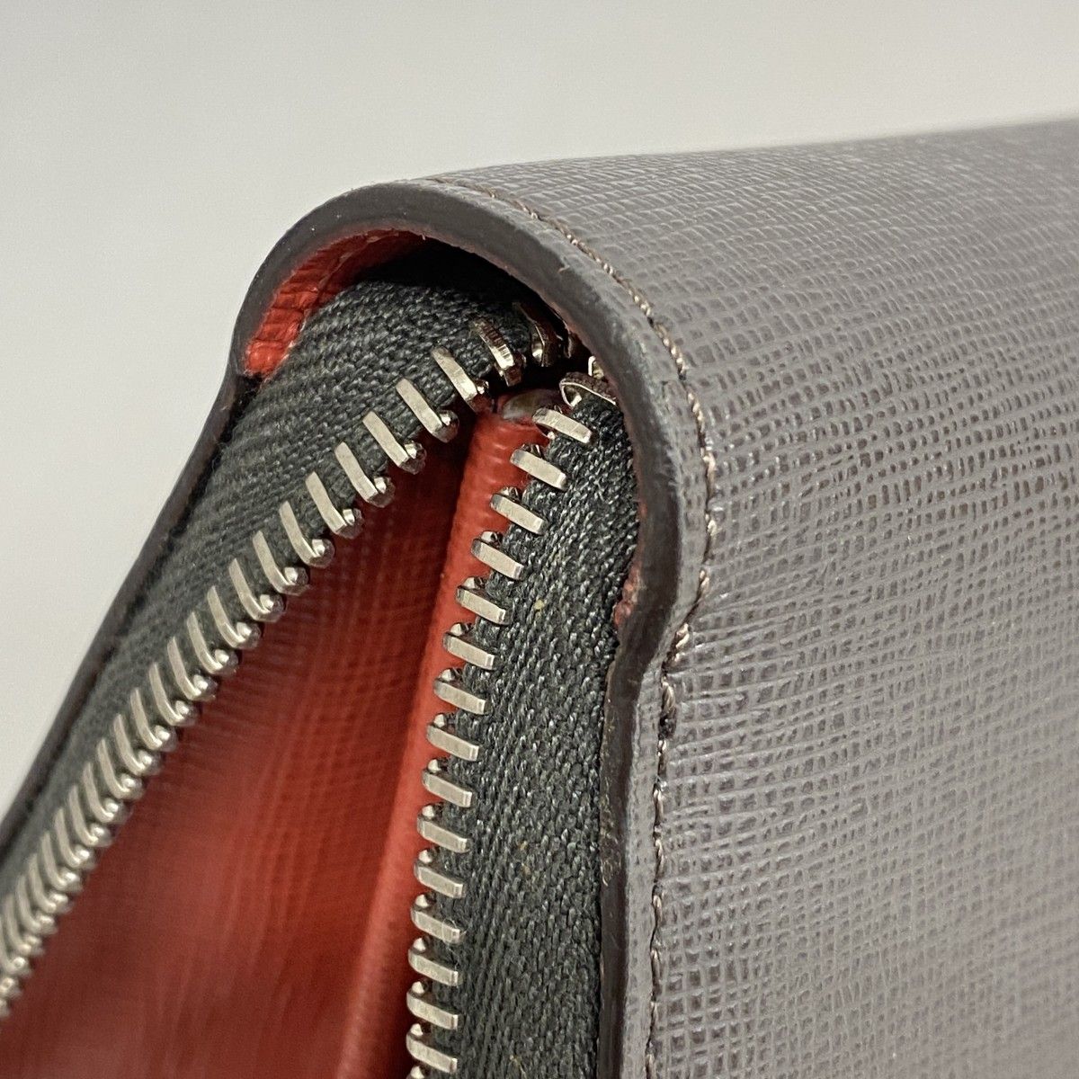 【美品/FENDI】シルバー長財物 5gc2616-h】フェンディ 長財布 モンスター モンスター レザー