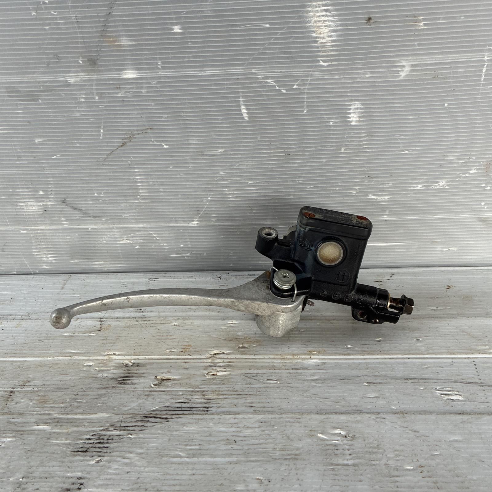 ライブディオ　ディオ　Dio　AF35ZX　フロントブレーキ　セット　AF35 AF28 DIO af35 ZX フロントキャリパー一式 中古バイクパーツ販売専門店