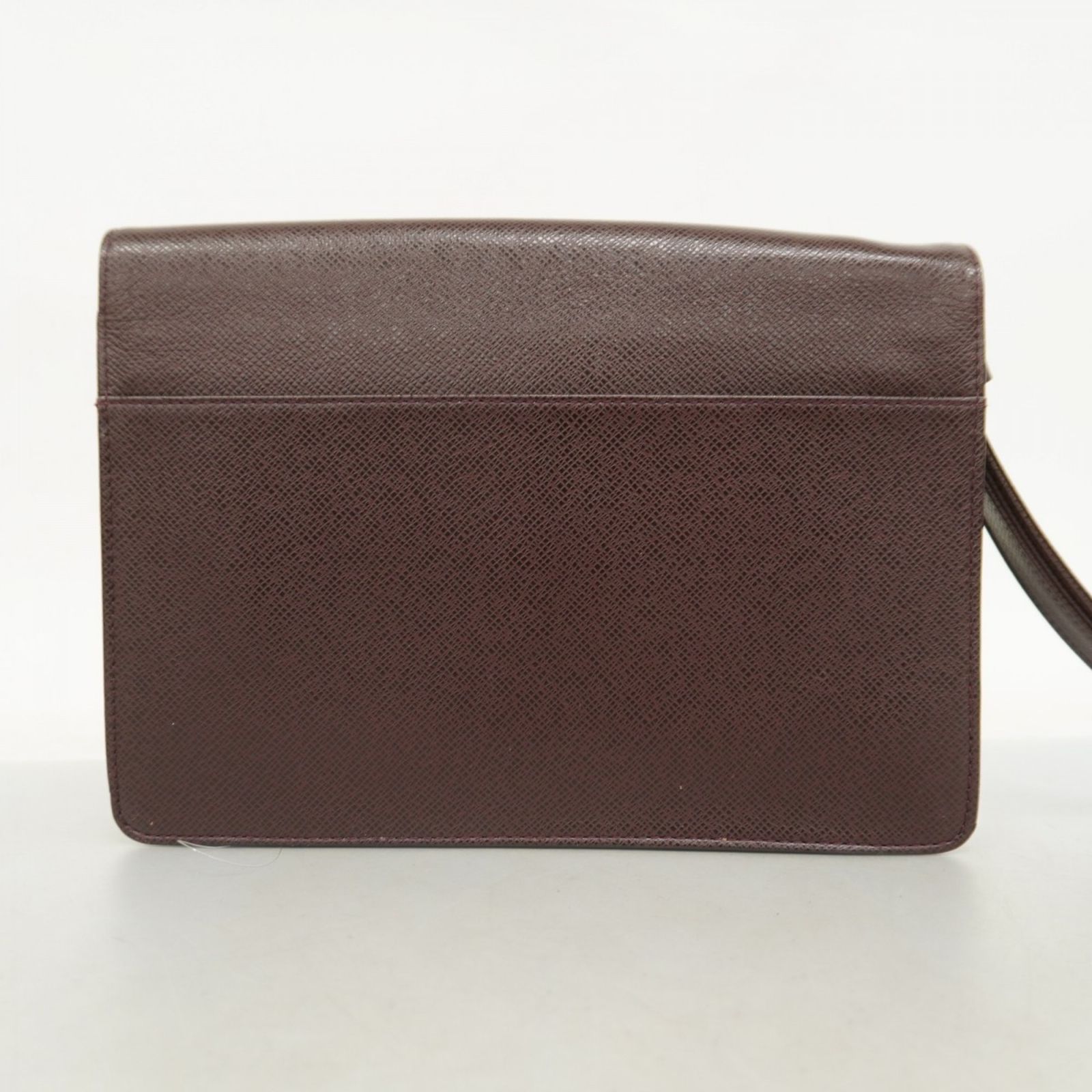 クラッチバッグ