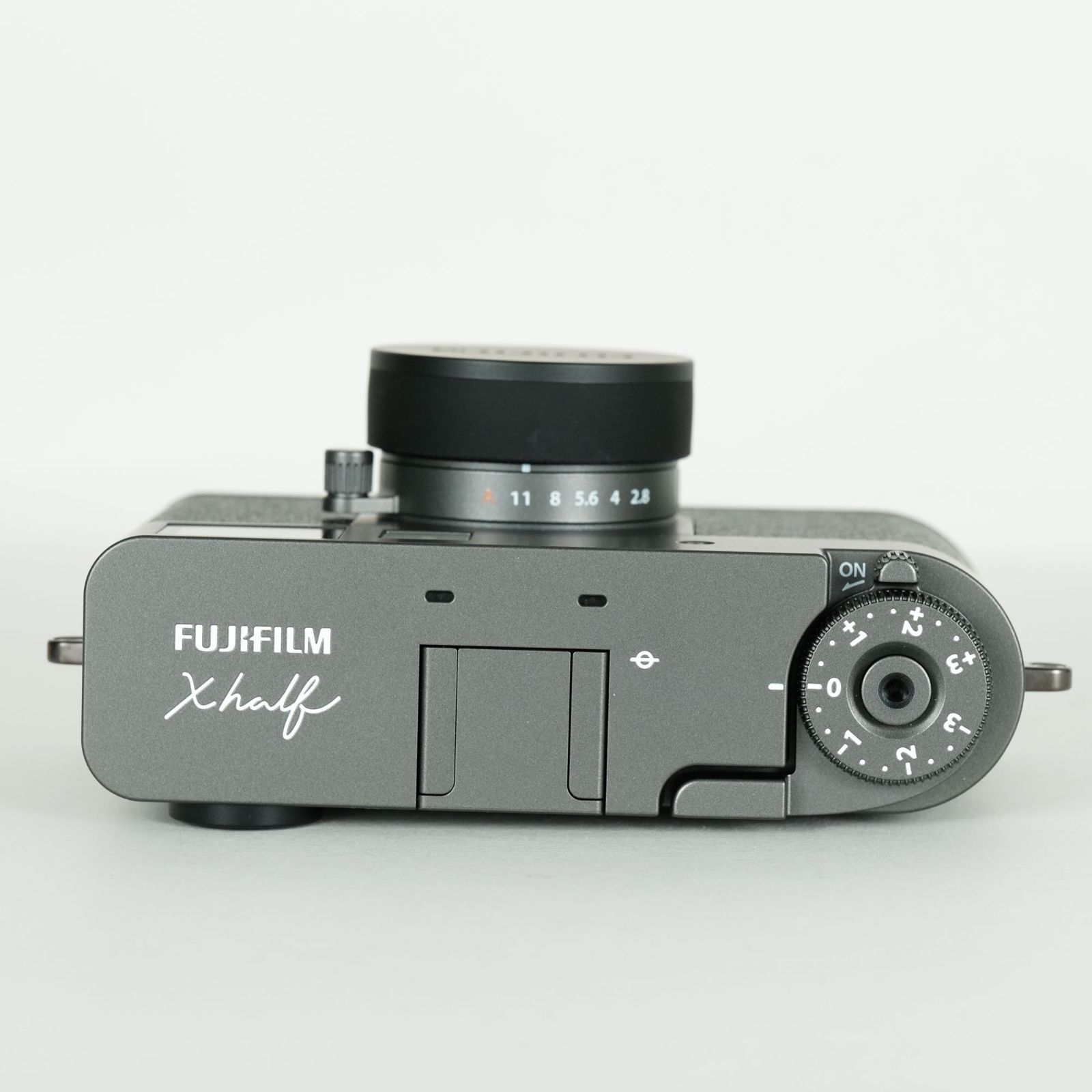 【即日配送】FUJIFILM Xhalf X-HF1 チャコールシルバー 富士フイルム FUJIFILM X-HF1 [チャコールシルバー] 価格比較 - 価格.com
