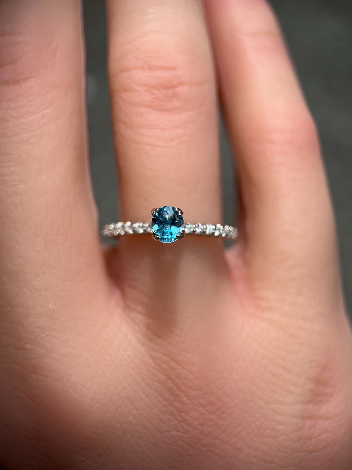 ☆鑑別結果付☆ Pt900 ブルートパーズダイヤリング レディース ＃15.5