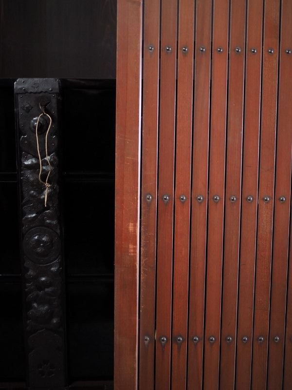 古民家の格子戸２枚セット 素材提供です