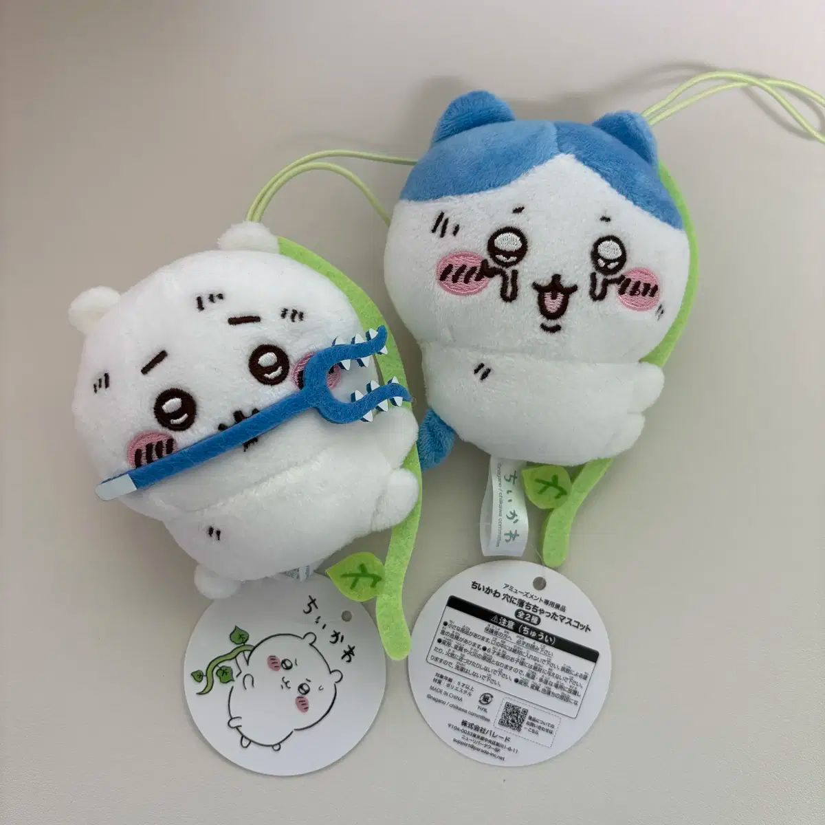 ハチワレわかんない】WSB]しょんぼり ハチワレ[R]CIKW/01B-047ヴァイス