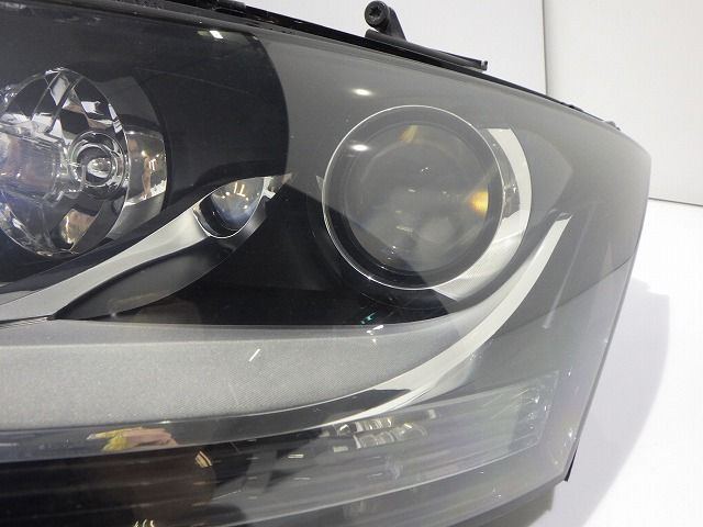 コーティングアウディTTクーぺヘッドライト左右