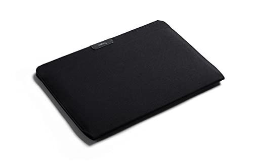 ブラック Bellroy Laptop Sleeve（16インチのMacbook Pro、耐水性のあるリサイクル素材、マグネット式開閉） - Black