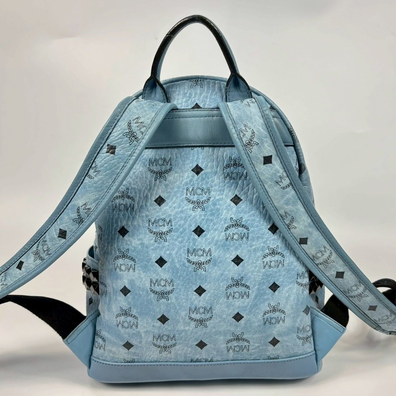 MCM エムシーエム リュック バックパック スタッズ ライトブルー 水色