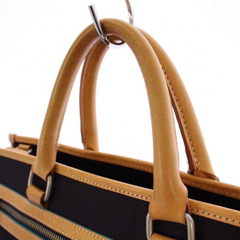 PAUL SMITH