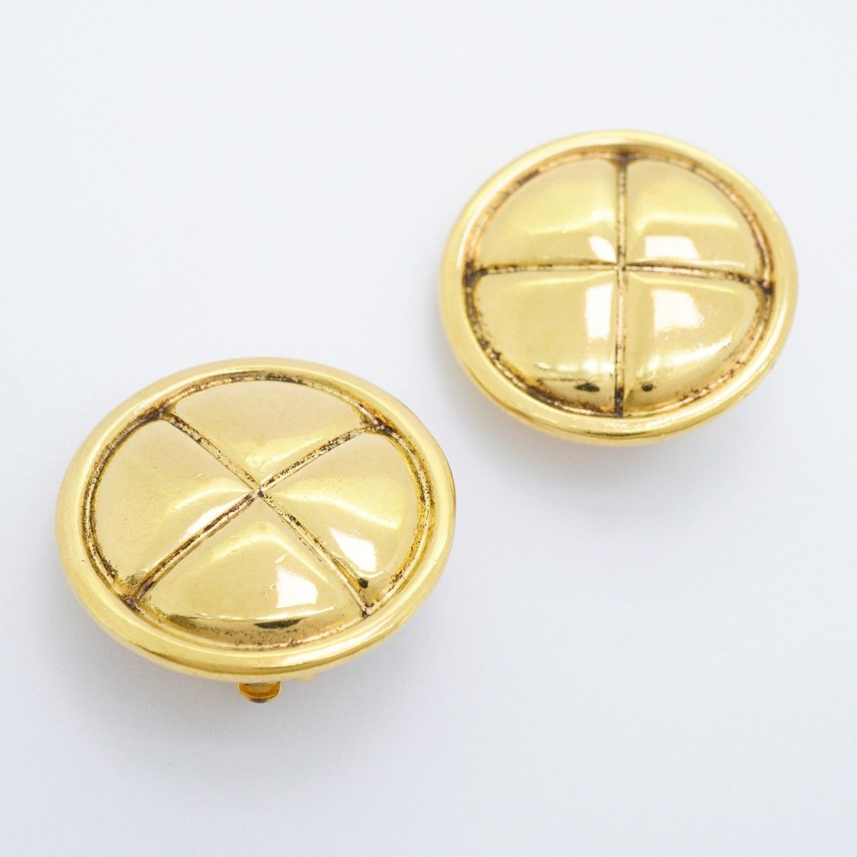 ☆SALE【5jdb0604】シャネル イヤリング ヴィンテージ 丸型