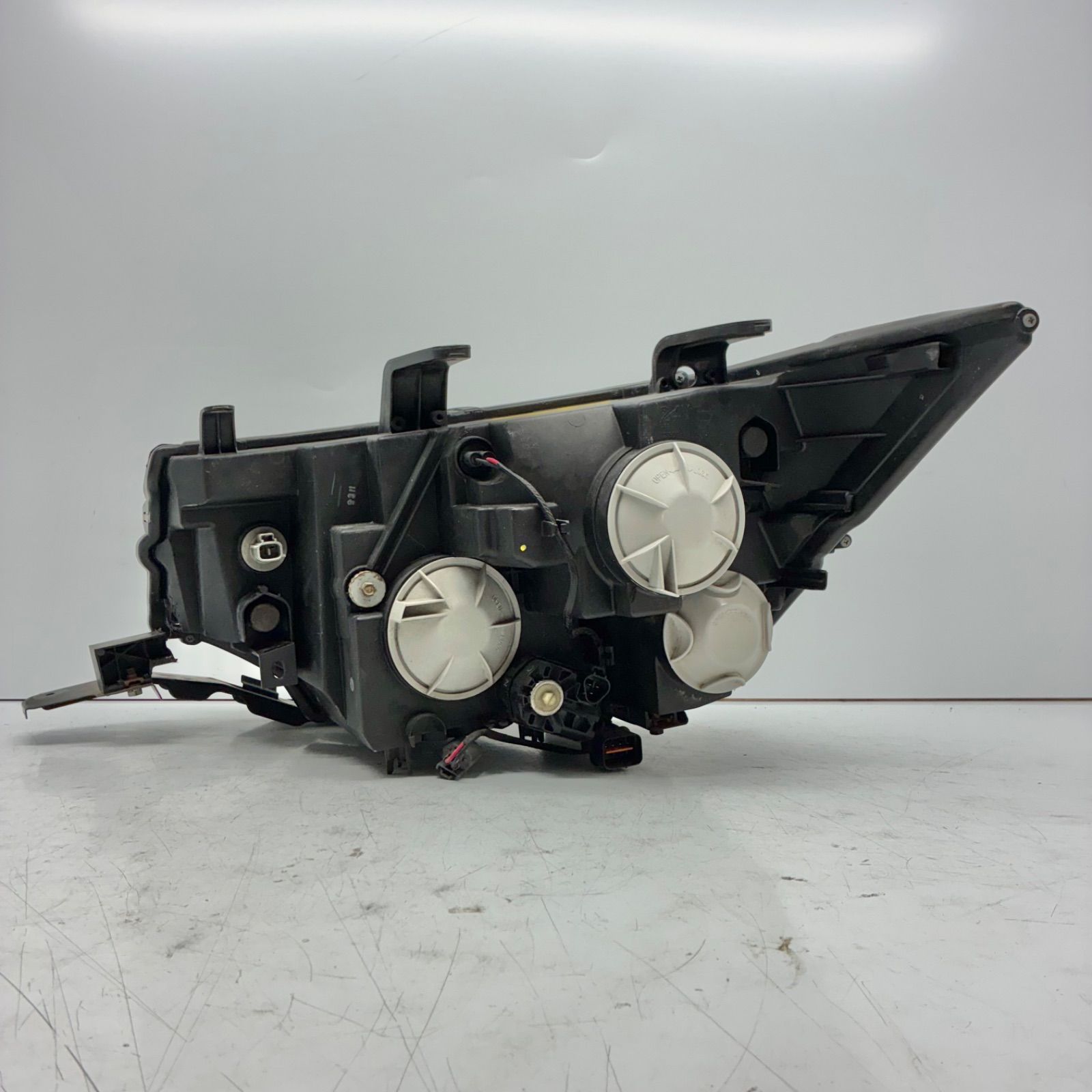 Y【値下げ可能】三菱 CV5W CV1W CV2W CV4W デリカ D5 純正 ヘッド