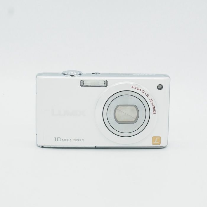 中古】(パナソニック) Panasonic DMC-FX37-W - メルカリ