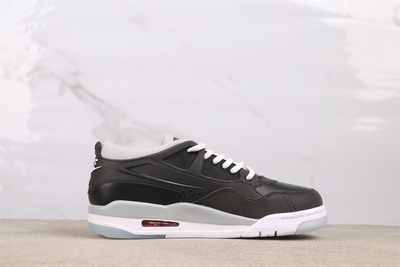 ジョーダン29cm ホワイト/ブラック 今日特価】エアジョーダン Air Jordan 4 RM ブラックホワイト