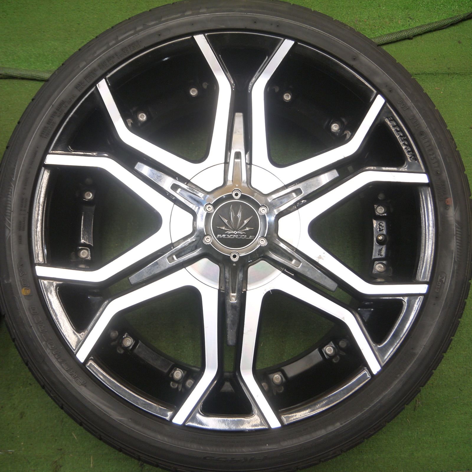送料無料* バリ溝！9分☆MYRTLE MR-14 CRIMSON 245/40R20 ファルケン 