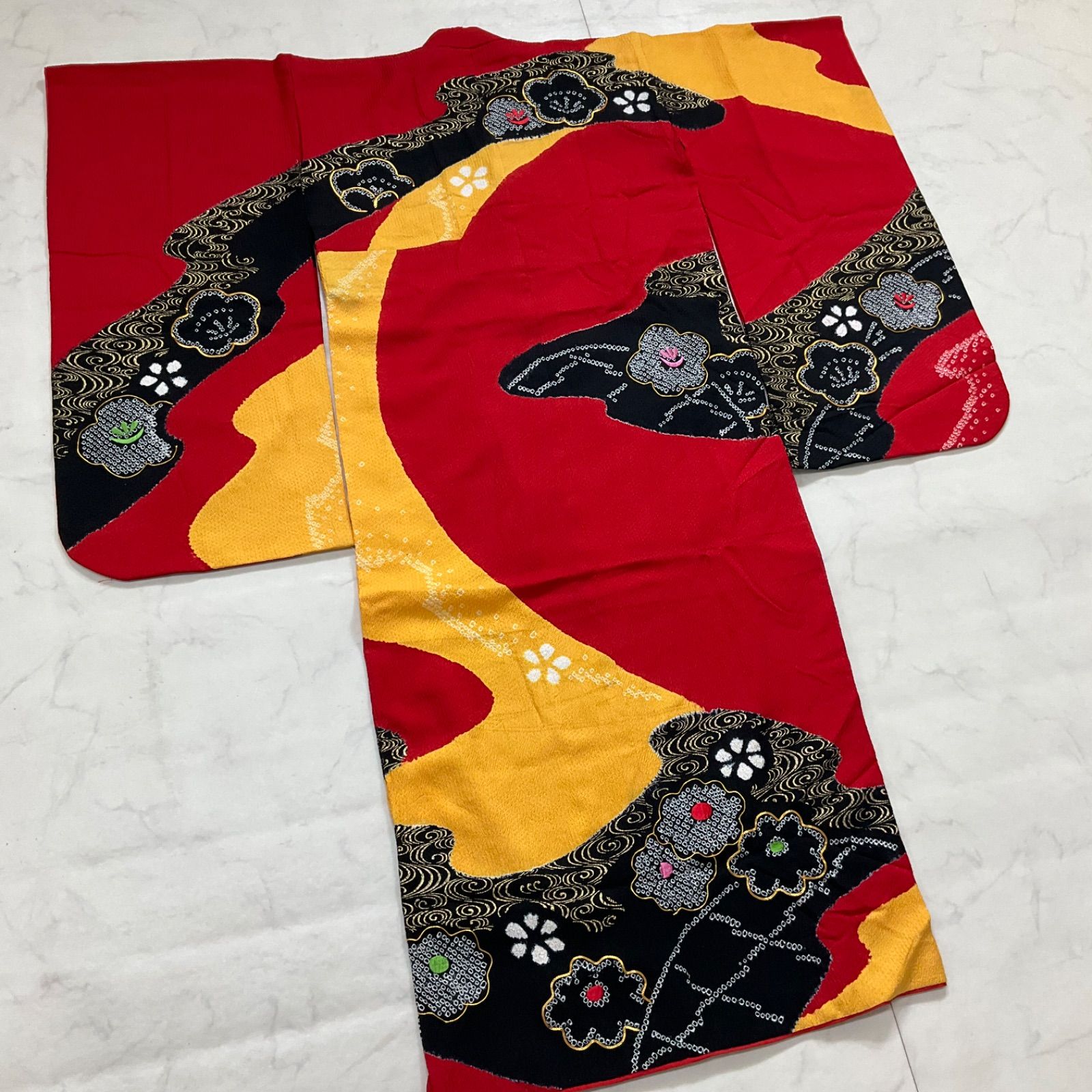 ◆kimono one◆ 同然◆7歳くらい用◆女の子着物◆手絞りと友禅と金駒刺繍◆正絹◆子供着物◆七五三◆袷◆裄59㎝肩丈136.5㎝◆七五三お詣り女の子着物こどものひお正月卒業式十三詣り◆G320手絞り
