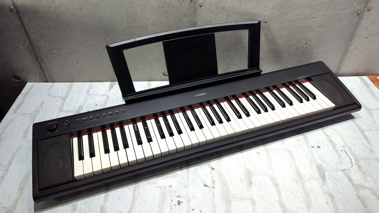 ヤマハ YAMAHA piaggero ピアジェーロ NP-11 電子キーボード B529
