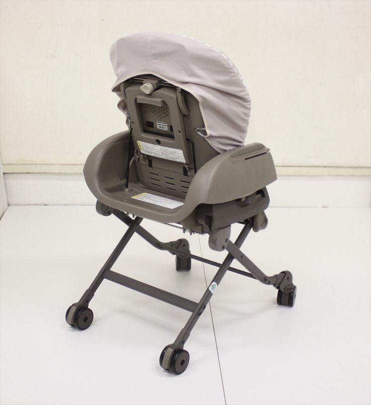 【美品！】コンビ　ネムリラFF キャンディベージュ ネムリラFF キャンディベージュ コンビ(Combi) 手動ベビーラック