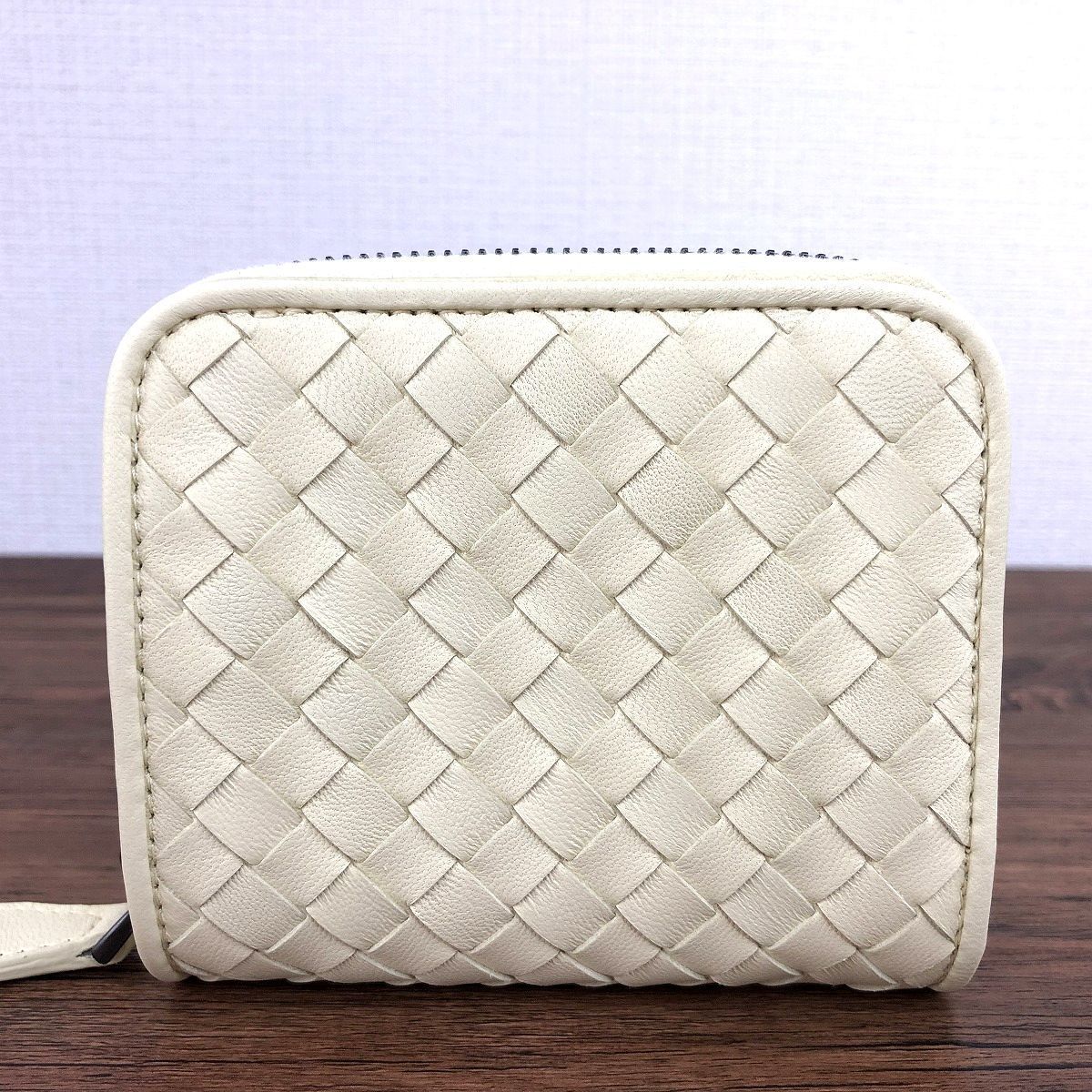 未使用品 BOTTEGA VENETA コンパクトウォレット 485-