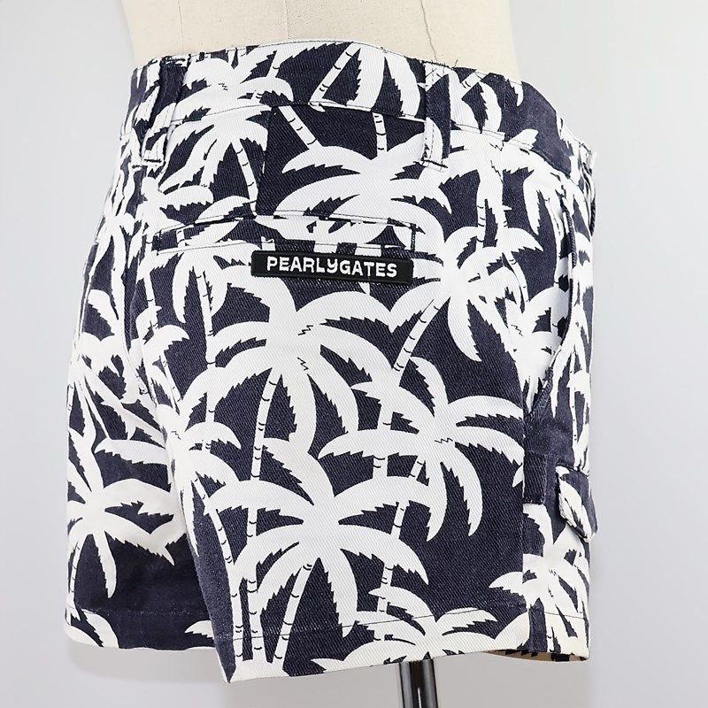 新品タグ付き　パーリーゲイツ　ヤシの木柄ショートパンツ　サイズM PEARLY GATES（パーリーゲイツ）ショートパンツ ヤシの木柄 - メルカリ