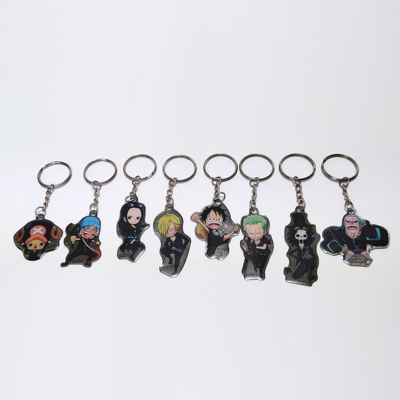 8種類まとめて出品 セブンイレブン限定 ワンピース メタルキーホルダー