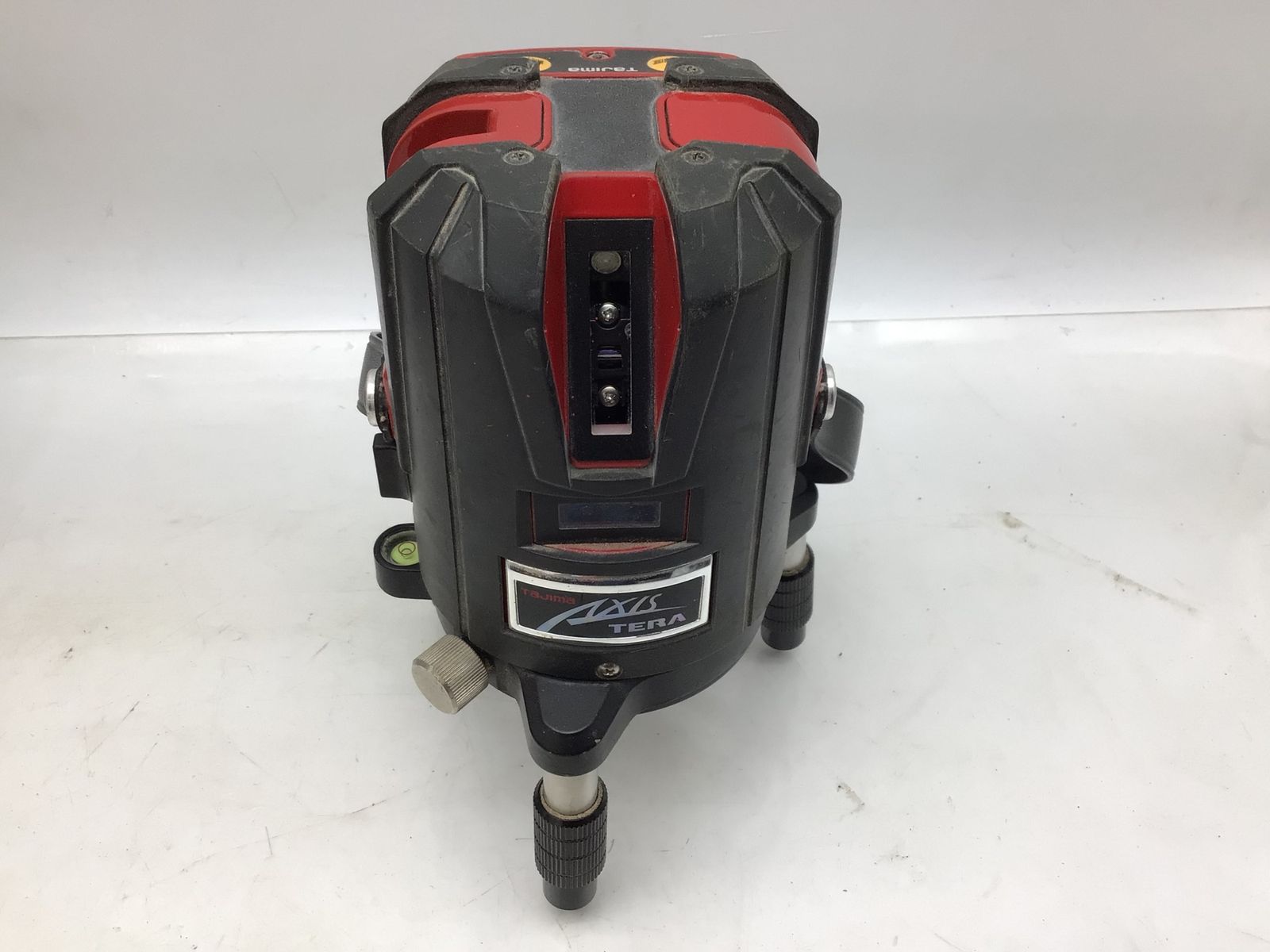 品 〇Tajima タジマ AXISTERA 赤レーザー墨出し器 ITSZ02FYVGVE エコツール知立店 M02