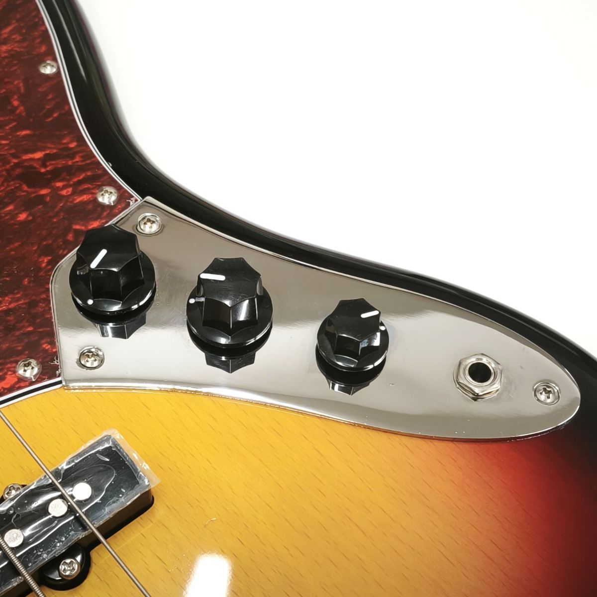 美品 未使用に近い】BUSKERS BJB-3 3TS エレキベース ケース付