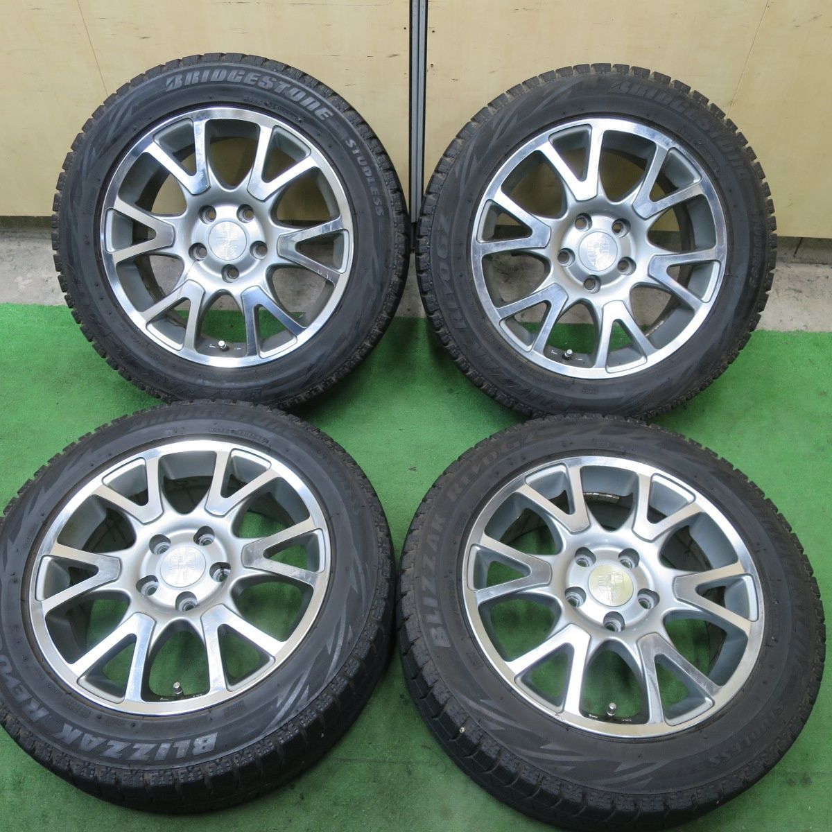 日産リーフ 純正アルホイール