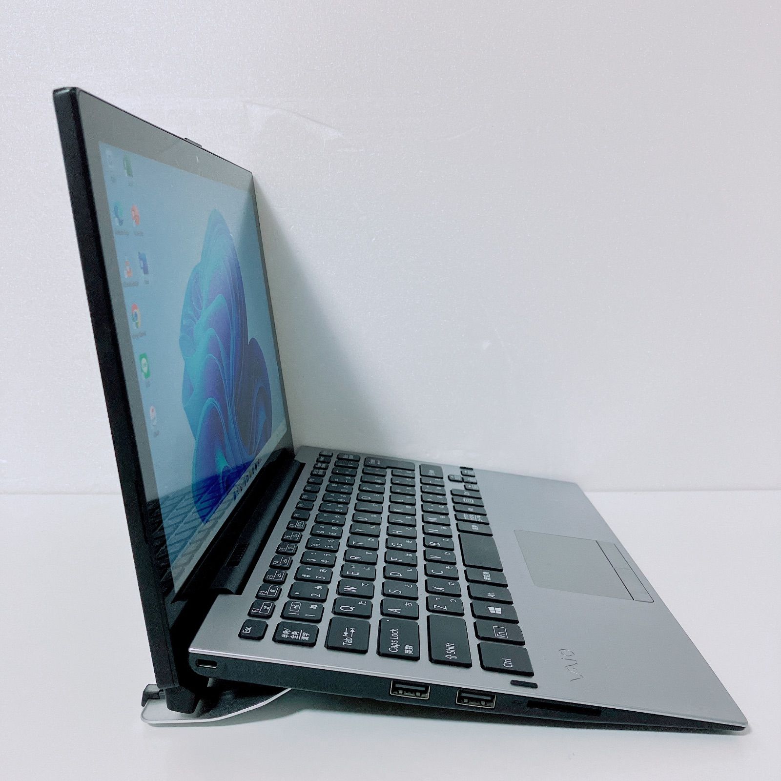 VAIO 爆速SSD256GB 8GB第8世代パソコン タブレットPC 美品】VAIO 爆速SSD256GB 8GB第8世代パソコン バイオPC