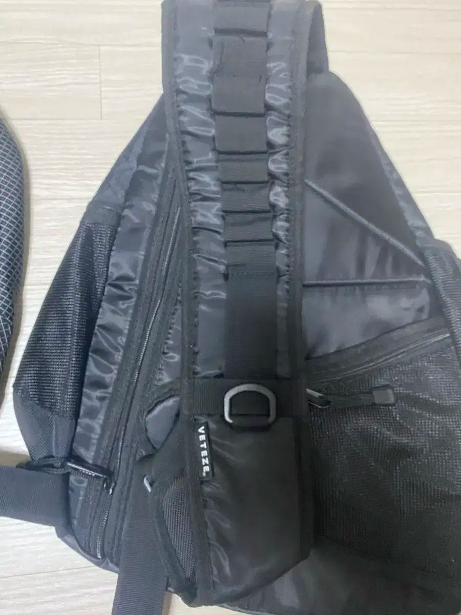 【数量限定超特価!!】 コロンと ベテゼル スリングバッグ フェアな