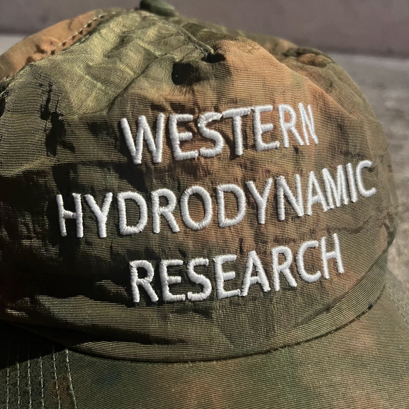 WESTERN HYDRODYNAMIC RESEARCH ロゴ刺繍ブリーチキャップ 6