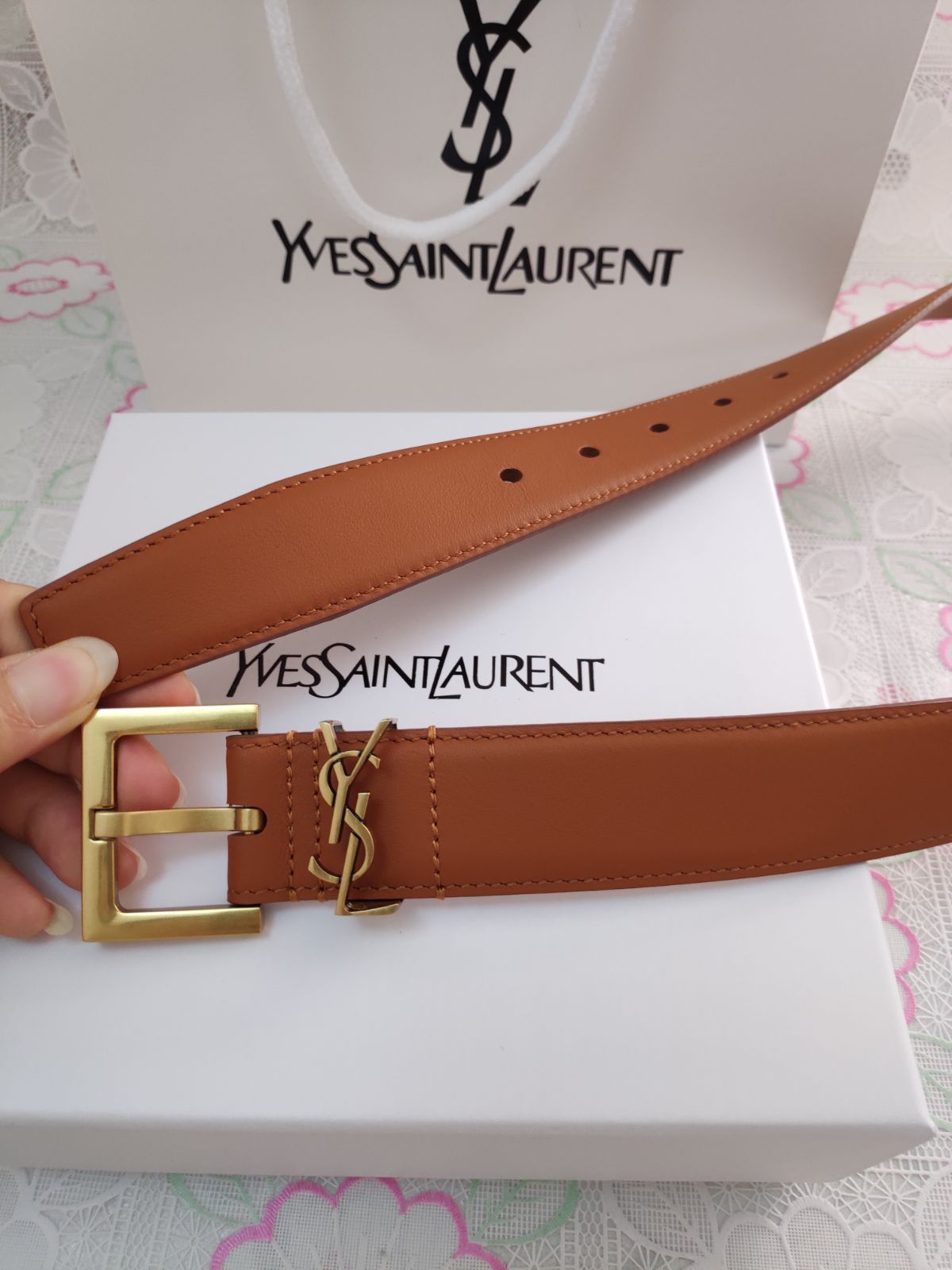 YSLバックル付き カジュアルベルト