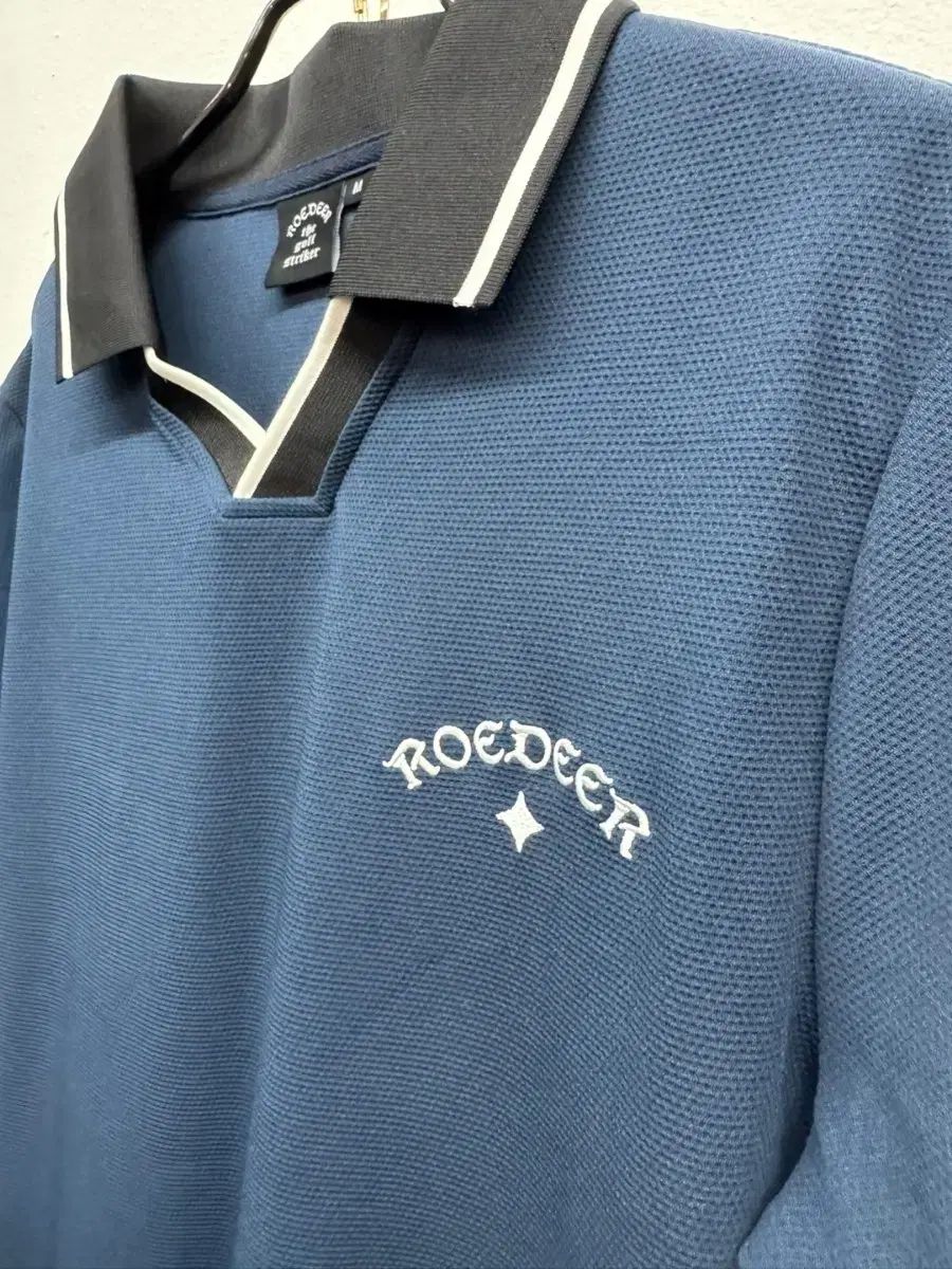 ゴルフ Vネックポロシャツ