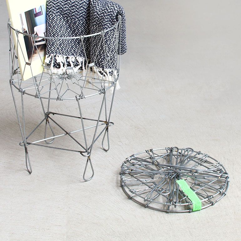 PUEBCO プエブコ INDUSTRIAL FOLDING BASKET ワイヤースタンドバスケット 脱衣かご プランタースタンド サイドテーブル 折り畳み アイアン製 シルバー 整理収納 インテリア