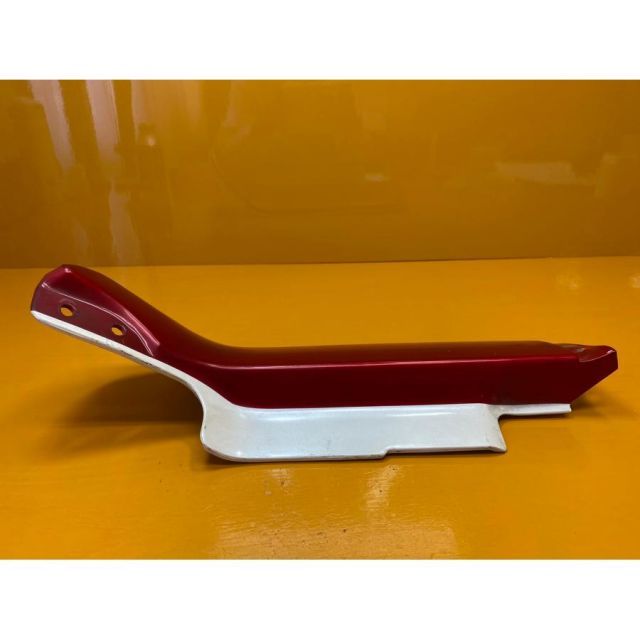 レッグカウル レッグシールド