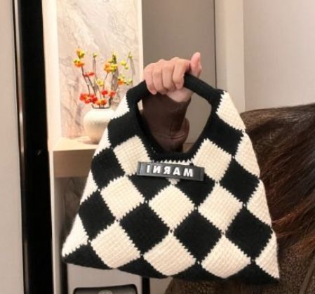 新品 未使用 MARNI マルニ マーケットスモール テックウール 新品美作 並行輸入品ブラック - メルカリ