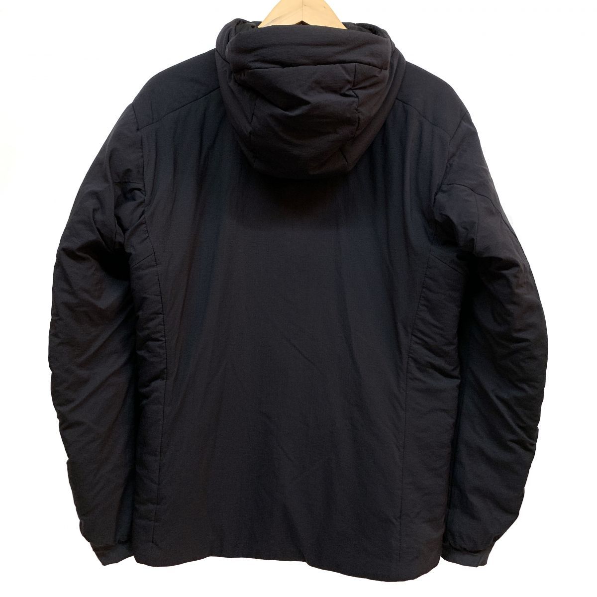 ARC'TERYX アークテリクス ATOM AR HOODY ナイロンジャケット 24105-129830 ブラック XSサイズ ※中古 【津山店】