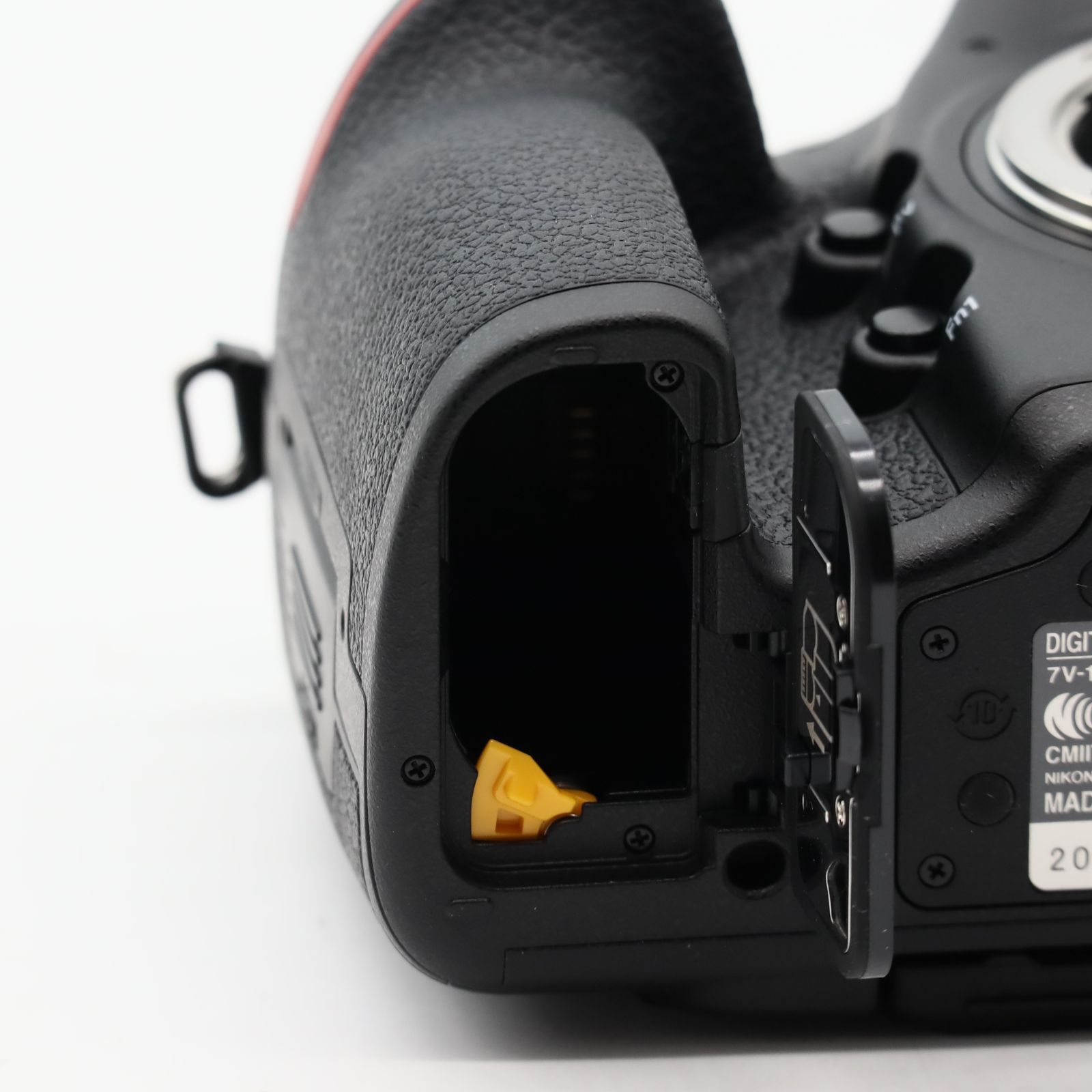 ショット数1119回 Nikon ニコン D850 #3773 ショット数1119回の新品級 | Nikon デジタル一眼レフカメラ D850