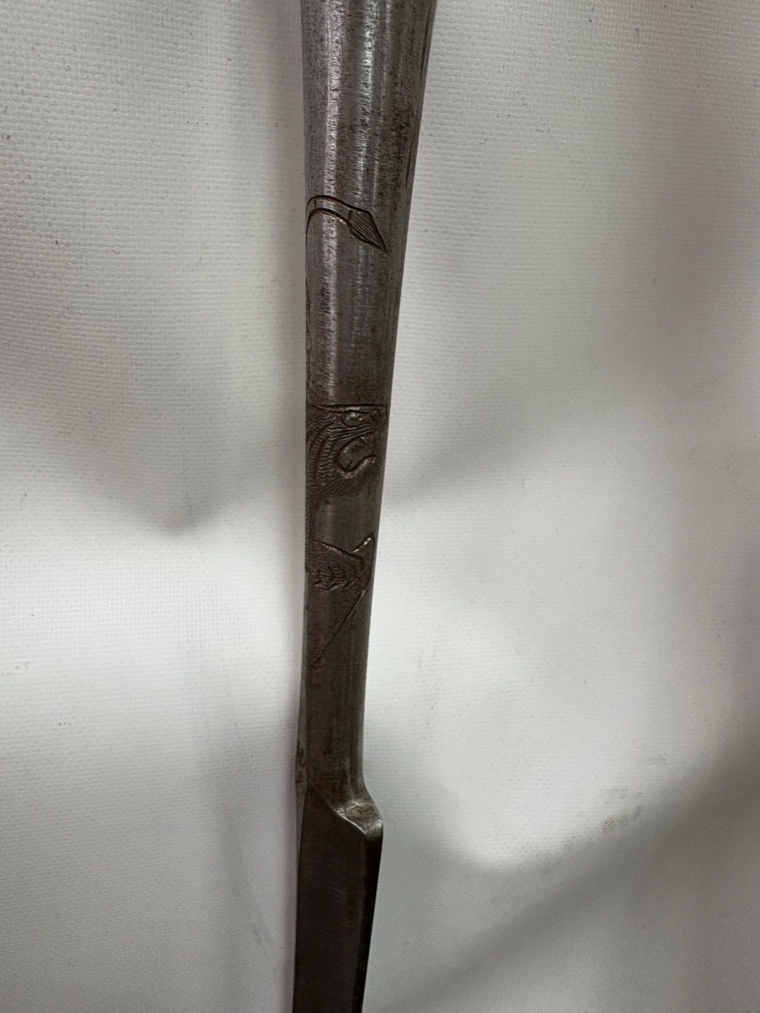 龍虎彫刻入