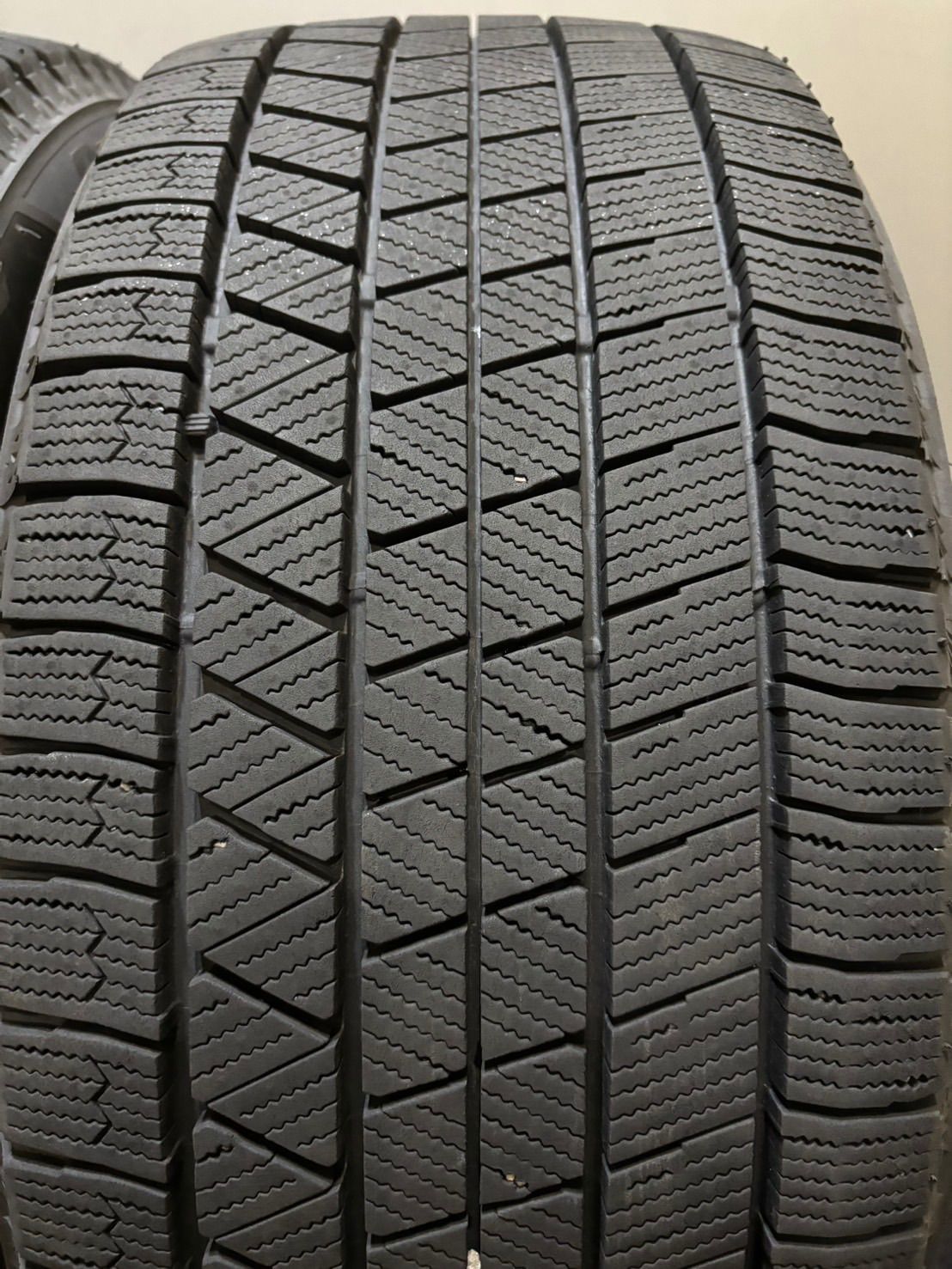 245 40R18 BRIDGESTONE VRX3 22年製 スタッドレス 4本 ブリヂストン ブリザック WRX アウディ TT A4 南6-K92