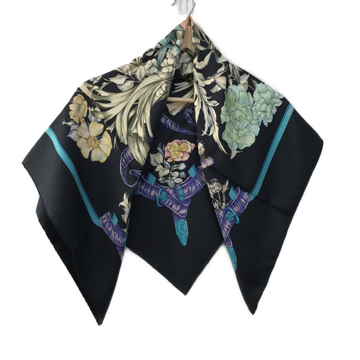 HERMES(エルメス) スカーフ カレ90 イエロー×アイボリー×マルチ