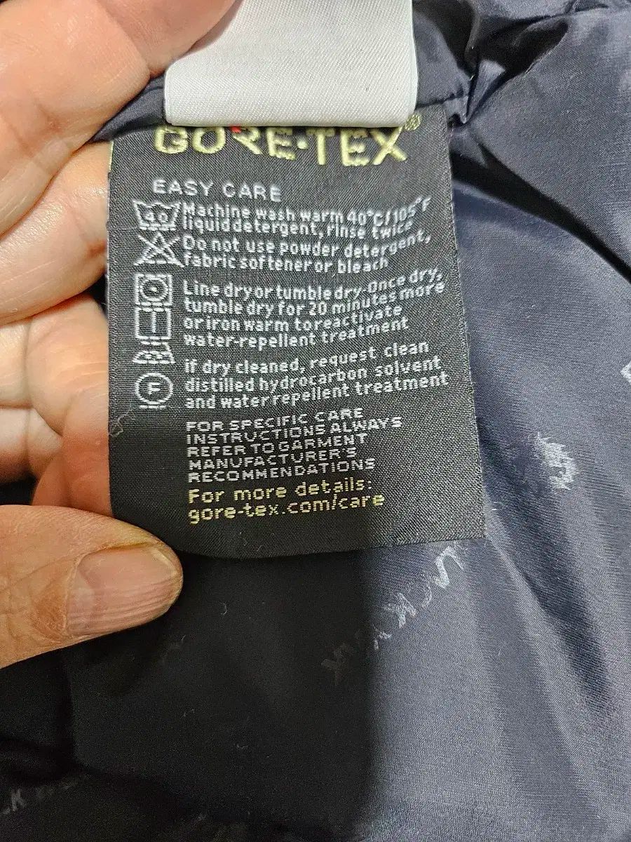 GORE TEX