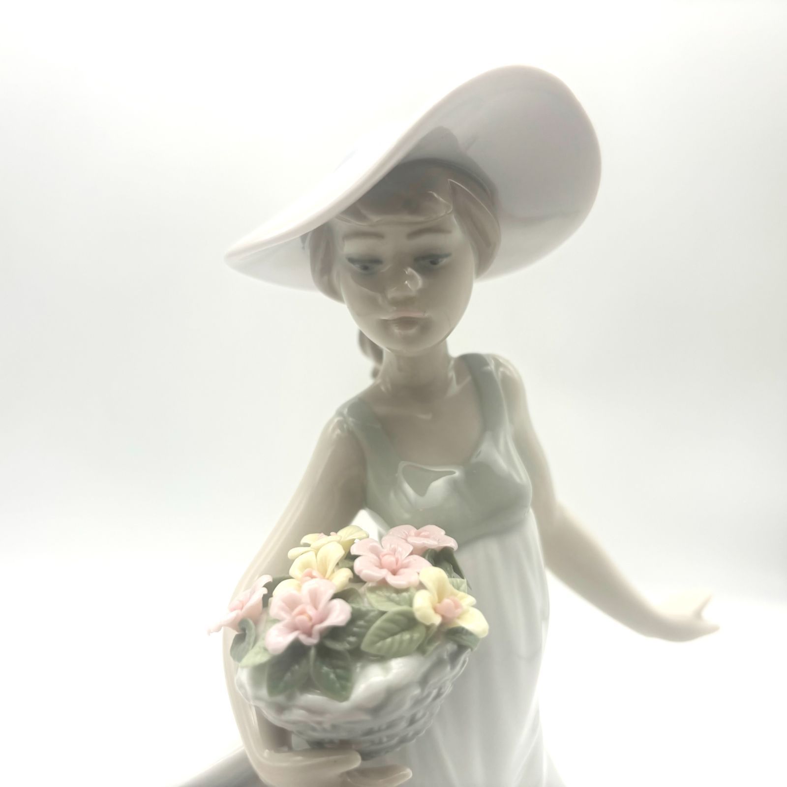 LLADRO リヤドロ 春の花かご フィギュリン - メルカリ