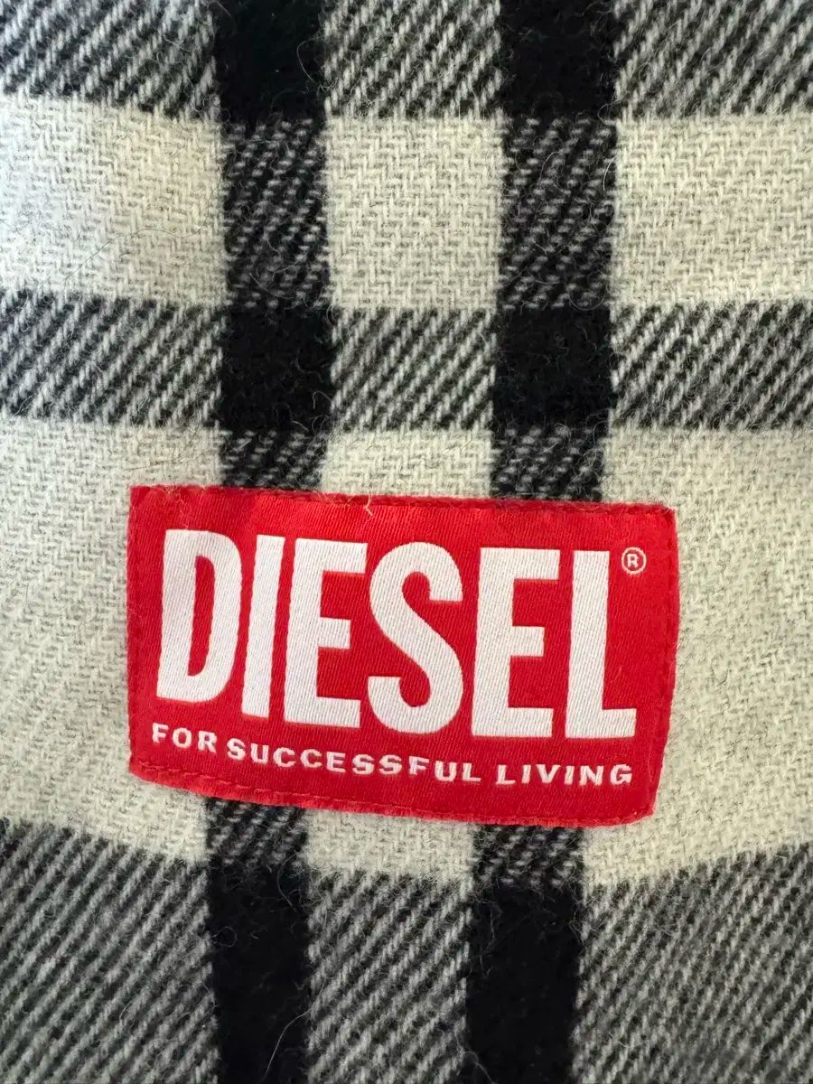DIESEL ディーゼル ブラック ホワイト チェック マフラー