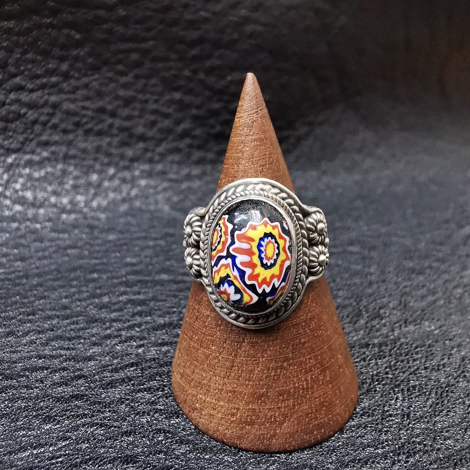 とんぼ玉 アンティークミルフィオリリング - メルカリ