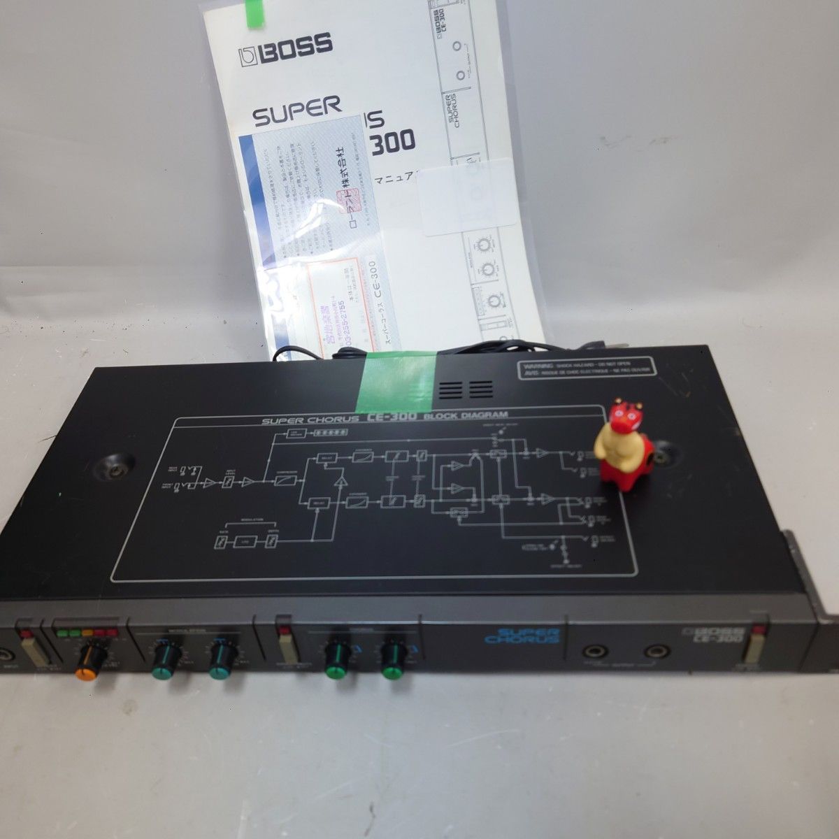 動作品 BOSS CE-300 Super Chorus アナログコーラス ラックエフェクター 取扱説明書付 送料無料 ボス z-2265
