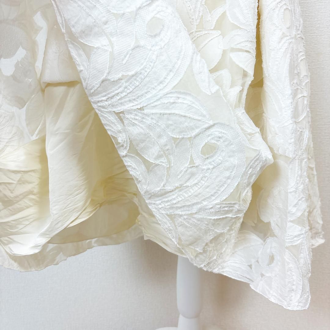 美品】フォクシー ノースリーブワンピース Vネック 42 フラワーレース